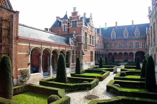 Court of Margaret of Austria in Mechelen, stop 5 on the self-guided walking tour