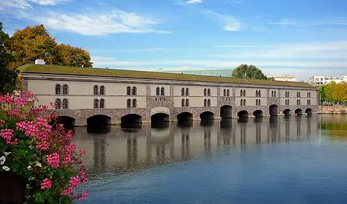 Barrage Vauban in Straßburg, Station 1 auf dem selbstgeführten Stadtrundgang