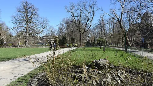 Kruidtuin Botanical Garden in Mechelen, stop 4 on the self-guided walking tour
