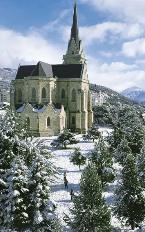 Kathedrale Nuestra Señora del Nahuel Huapi in Bariloche, Station 4 auf dem selbstgeführten Stadtrundgang