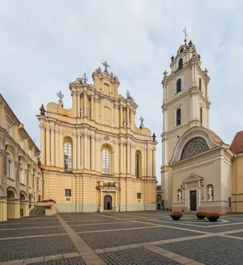 St. Johannes der Täufer und St. Johannes der Apostel und Evangelist in Vilnius, Station 10 auf dem selbstgeführten Stadtrundgang