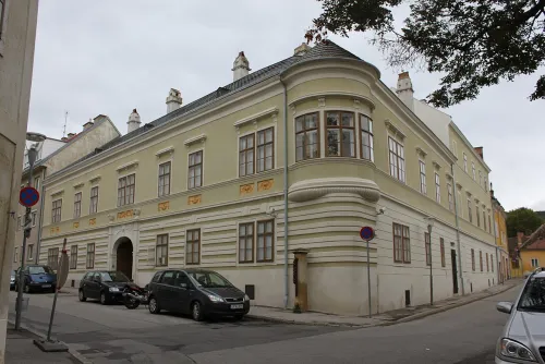 Österreichisches Jüdisches Museum in Eisenstadt, Station 2 auf dem selbstgeführten Stadtrundgang