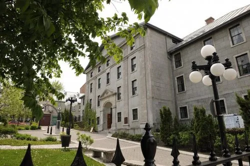 Morrin Centre in Québec, Station 7 auf dem selbstgeführten Stadtrundgang