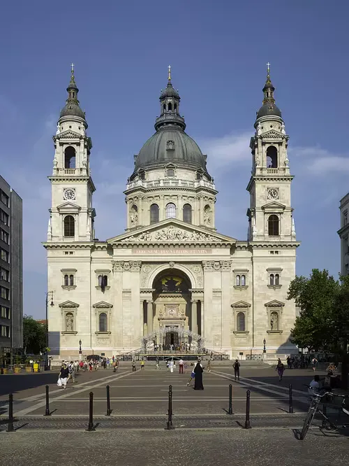 St.-Stephans-Basilika in Budapest, Station 8 auf dem selbstgeführten Stadtrundgang