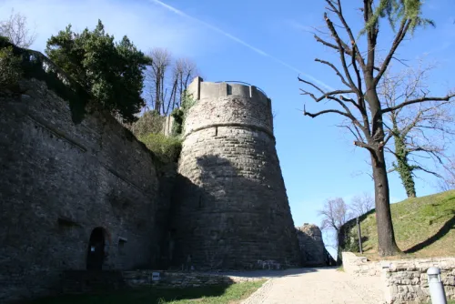 Castello di San Vigilio in Bergamo, Station 3 auf dem selbstgeführten Stadtrundgang