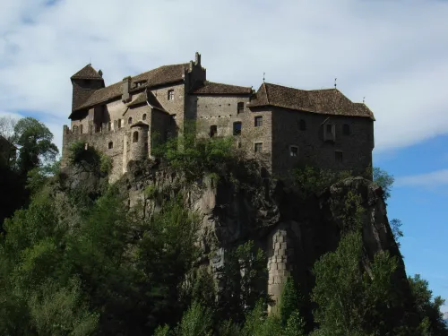 Schloss Runkelstein in Bozen, Station 6 auf dem selbstgeführten Stadtrundgang