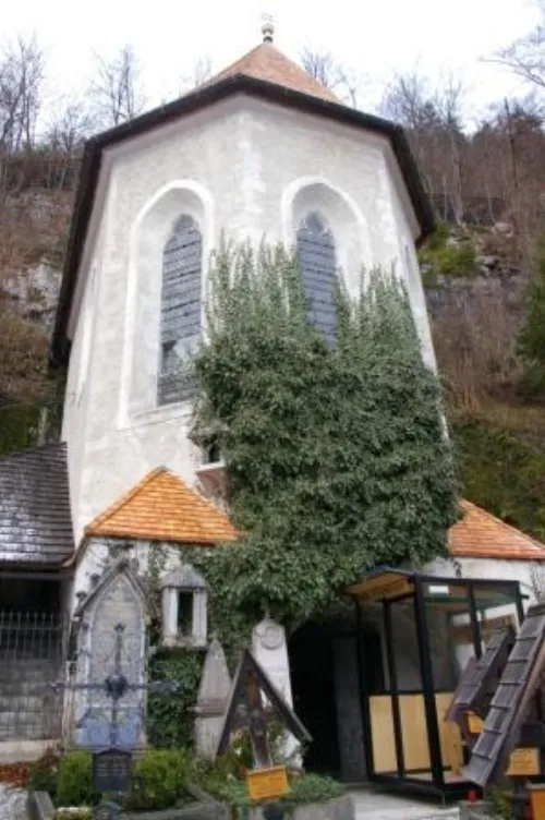 Karner, Michaelskapelle in Hallstatt, Station 5 auf dem selbstgeführten Stadtrundgang