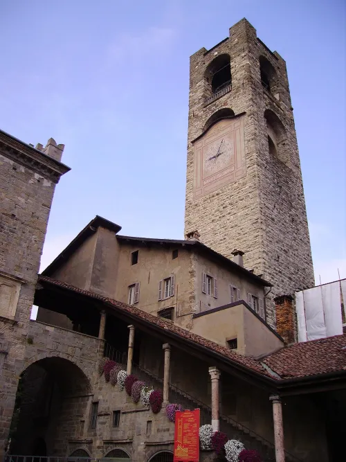 Campanone in Bergamo, Station 4 auf dem selbstgeführten Stadtrundgang