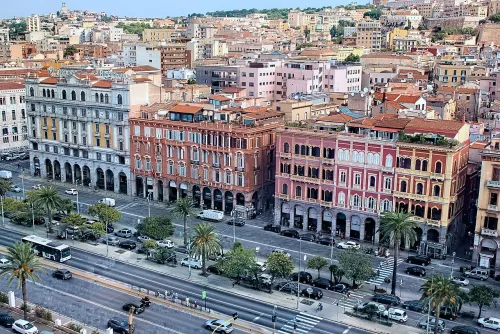 Via Roma in Cagliari, Station 1 auf dem selbstgeführten Stadtrundgang