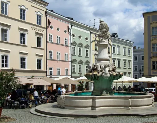 Residenzplatz in Passau, Station 2 auf dem selbstgeführten Stadtrundgang