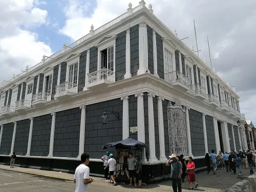 Palacio Iturregui in Trujillo, stop 4 on the self-guided walking tour