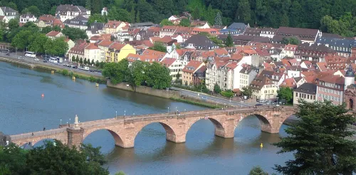 Alte Brücke in Heidelberg, Station 1 auf dem selbstgeführten Stadtrundgang
