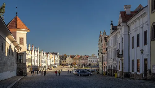 Náměstí Zachariáše z Hradce in Telč, Station 2 auf dem selbstgeführten Stadtrundgang