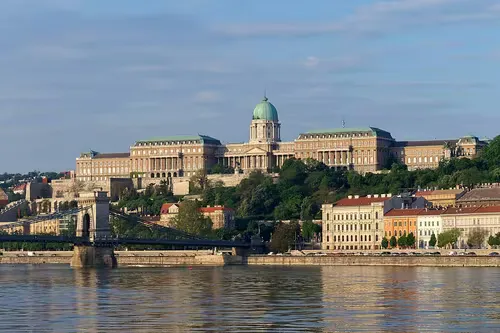 Budaer Burg in Budapest, Station 1 auf dem selbstgeführten Stadtrundgang
