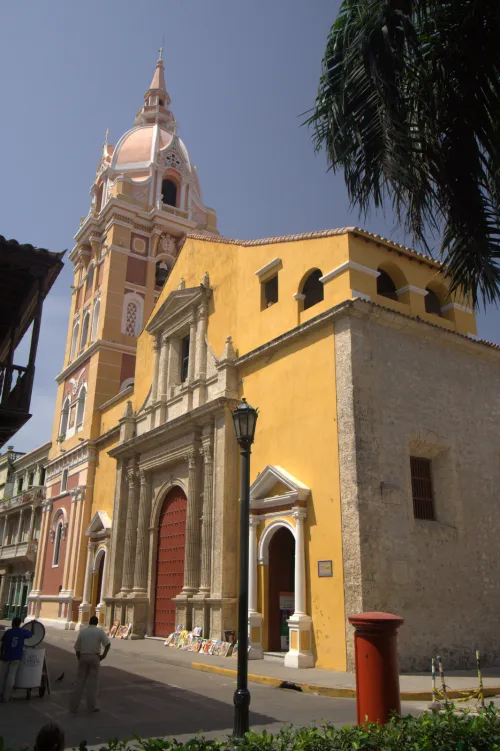 Kathedrale Santa Catalina de Alejandría in Cartagena de Indias, Station 6 auf dem selbstgeführten Stadtrundgang