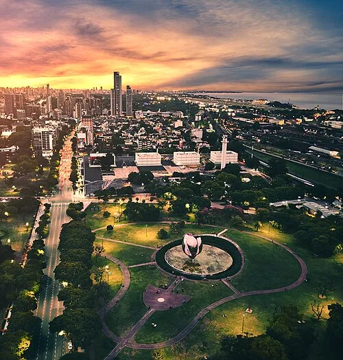Floralis Genérica in Buenos Aires, Station 2 auf dem selbstgeführten Stadtrundgang