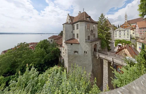 Burg Meersburg, Station 1 auf dem selbstgeführten Stadtrundgang