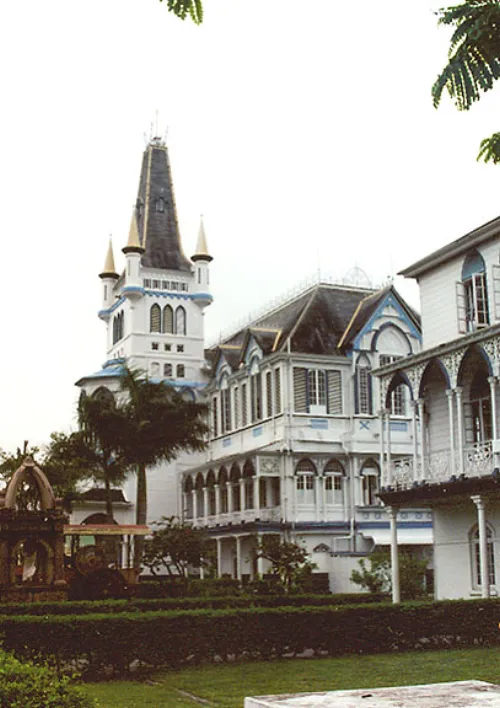 Georgetown City Hall, stop 9 on the self-guided walking tour