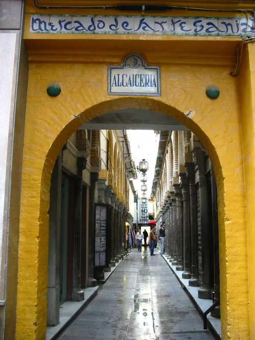 Alcaicería de Granada, Station 4 auf dem selbstgeführten Stadtrundgang
