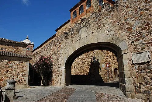 Arco de la Estrella in Cáceres, Station 7 auf dem selbstgeführten Stadtrundgang