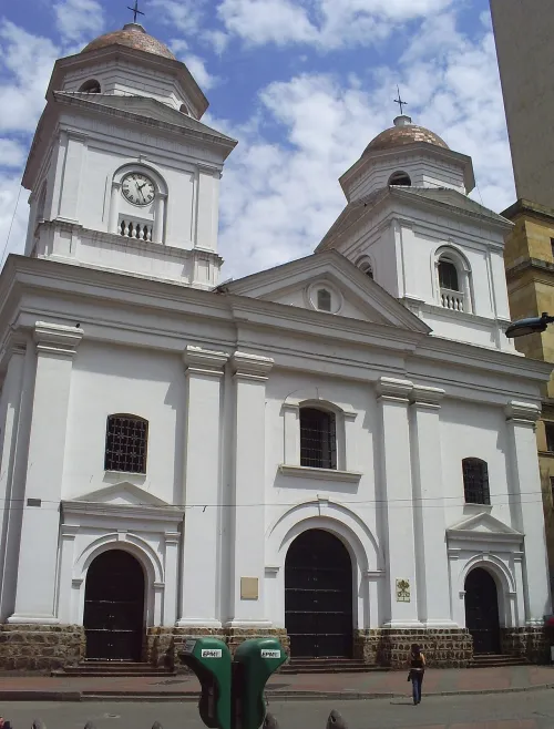 Basilika Unserer Lieben Frau von Candelaria in Medellín, Station 1 auf dem selbstgeführten Stadtrundgang