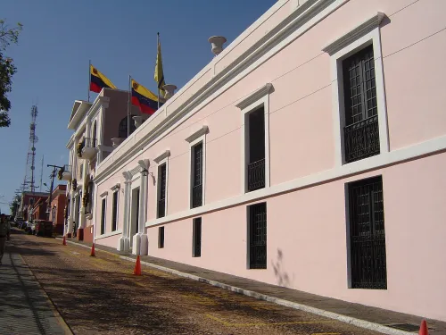Casa del Congreso de Angostura in Ciudad Bolívar, Station 1 auf dem selbstgeführten Stadtrundgang