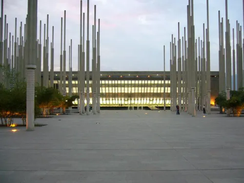 Plaza de Cisneros in Medellín, Station 7 auf dem selbstgeführten Stadtrundgang