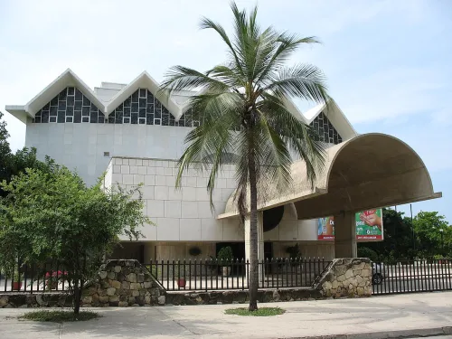 Teatro Amira de la Rosa in Barranquilla, stop 3 on the self-guided walking tour