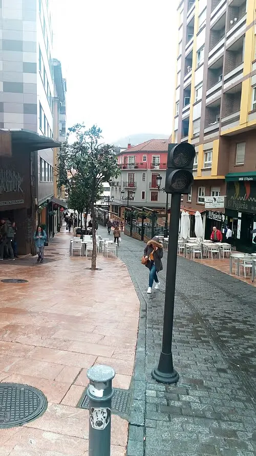 Calle Gascona (Cider Boulevard) in Oviedo, stop 2 on the self-guided walking tour
