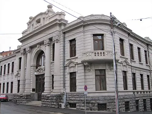 Parlament von Georgien in Tiflis, Station 9 auf dem selbstgeführten Stadtrundgang