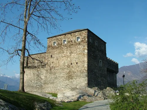 Sasso Corbaro in Bellinzona, Station 5 auf dem selbstgeführten Stadtrundgang