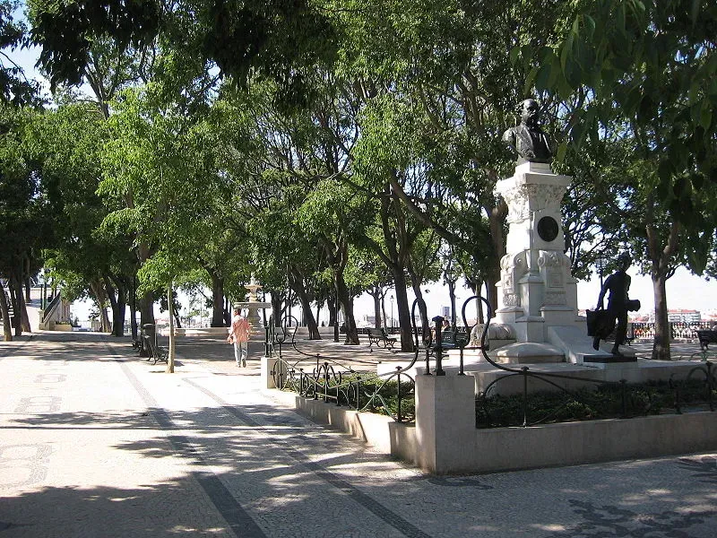Jardim de São Pedro de Alcântara in Lissabon, Station 4 auf dem selbstgeführten Stadtrundgang