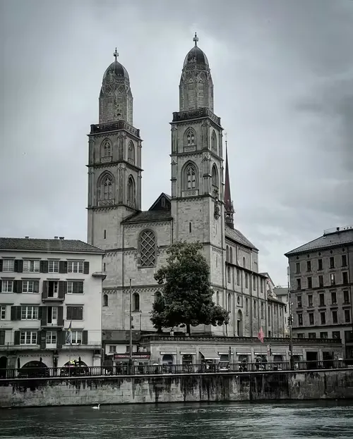 Grossmünster in Zürich, Station 5 auf dem selbstgeführten Stadtrundgang