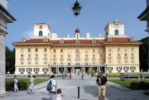 Schloss Esterházy in Eisenstadt, Station 6 auf dem selbstgeführten Stadtrundgang