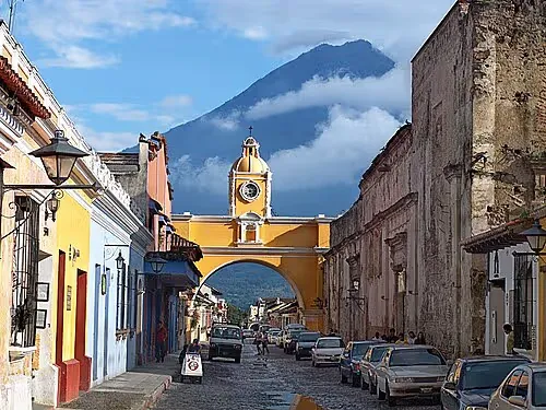 Arco de Santa Catalina in Antigua Guatemala, Station 1 auf dem selbstgeführten Stadtrundgang