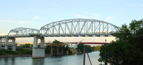 John Seigenthaler Pedestrian Bridge in Nashville, Station 2 auf dem selbstgeführten Stadtrundgang