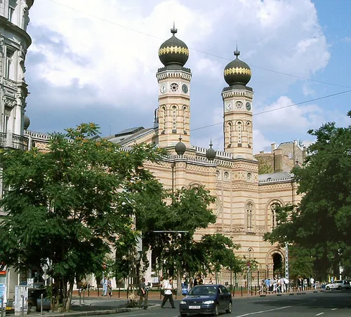 Große Synagoge in Budapest, Station 10 auf dem selbstgeführten Stadtrundgang