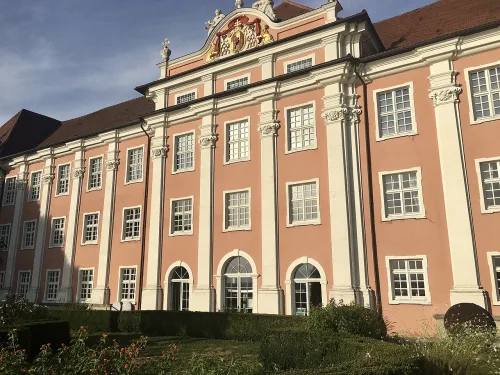 Schlosspark Neues Schloss in Meersburg, Station 4 auf dem selbstgeführten Stadtrundgang
