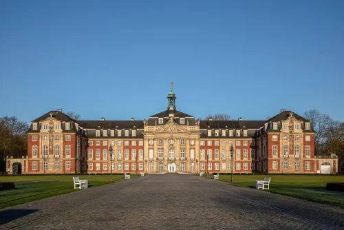 Fürstbischöfliches Schloss Münster, Station 7 auf dem selbstgeführten Stadtrundgang