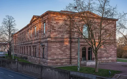 Neue Galerie in Kassel, Station 9 auf dem selbstgeführten Stadtrundgang