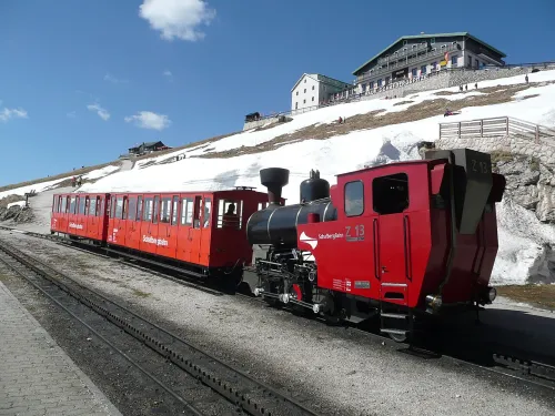 Schafbergbahn in St. Wolfgang im Salzkammergut, Station 5 auf dem selbstgeführten Stadtrundgang