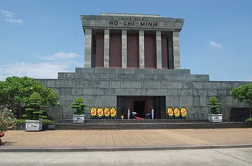 Ho-Chi-Minh-Mausoleum in Hanoi, Station 10 auf dem selbstgeführten Stadtrundgang