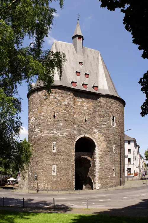 Marschiertor in Aachen, Station 9 auf dem selbstgeführten Stadtrundgang