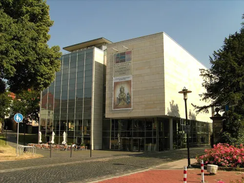Roemer- und Pelizaeus-Museum Hildesheim, Station 4 auf dem selbstgeführten Stadtrundgang