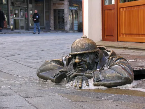 Čumil (Man at Work) in Bratislava, stop 9 on the self-guided walking tour