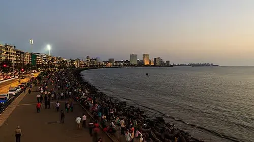Marine Drive in Mumbai, Station 9 auf dem selbstgeführten Stadtrundgang